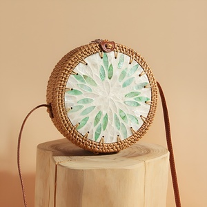 Ross-bandolera de mimbre natural para mujer, bolso de mano con perlas - Product Image 2