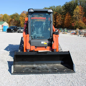 Minicargadora de orugas Kubota SVL 75-3 usada con cucharón en excelentes condiciones a la venta - Product Image 6