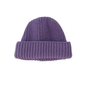 Bonnet d'hiver tricoté pour hommes et femmes avec logo personnalisé, bonnet avec étiquette tissée, bonnet tricoté Y2K - Product Image 1