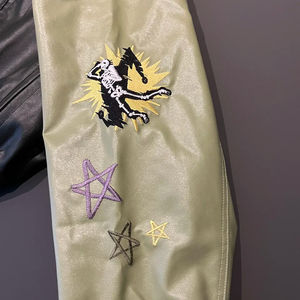 Chaqueta universitaria delgada de cuero genuino para hombre, famosa chaqueta clásica de bisontes, bordado marrón, ropa de lana de invierno Premium limitada - Product Image 5