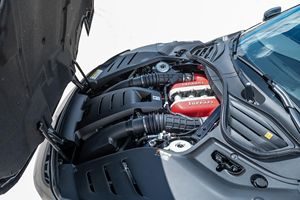 FERRARI Purosangue 2024 Gasolina, Bajo Kilometraje - Product Image 6