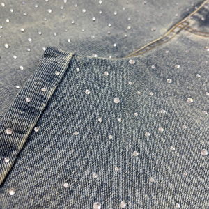 Fabricante de ropa de calle de mezclilla Custom Vintage Wash Men Jeans Shorts con diamantes de imitación Pantalones cortos de mezclilla en precio bajo - Product Image 2