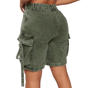 Shorts cargo en jean délavé pour femme, coupe décontractée mi-longue, poches utilitaires, streetwear d'été, respirant, séchage rapide, en coton et denim - Product Image 2