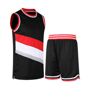 Uniforme de baloncesto de secado rápido barato de alta calidad diseño único personalizado hecho en Pakistán - Product Image 1