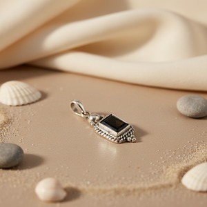 จี้เงินแท้ 925 ประดับพลอยแบล็คออนิกซ์ สำหรับผู้หญิง ชุบทองคำขาว ดีไซน์ศาสนา ประดับพลอยทรงมรกต ชุบโรเดียม แพลตตินัม หมายเลขหลัก - Product Image 2