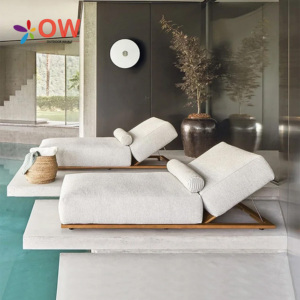 مجموعة أثاث للفنادق تشمل كراسي استلقاء للشاطئ والحدائق الخارجية، أسرّة شمسية خشبية لحمامات السباحة - Product Image 1