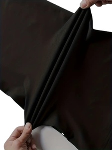 T-shirts en coton avec logo personnalisé de qualité supérieure pour hommes du Pakistan Stock de vêtements lourds en vrac, balle de vêtements mélangés, vêtements d'occasion - Product Image 4