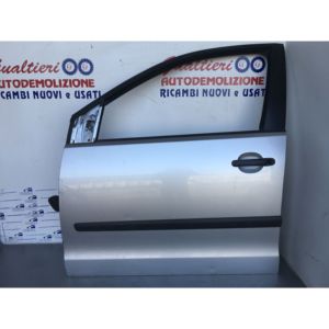 PORTA ANTERIORE SINISTRA VOLKSWAGEN Polo 4a Serie 6Q4831055P (01>09) - Product Image 1