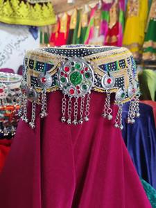 Gorro Tradicional Étnico Afgano, Hecho a Mano, Bordado con Flores, Tela Pashtún, Ligero y Ecológico - Product Image 4