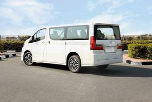 TOYOTA GRANVIA 2023 USADO, Volante a la Izquierda/Derecha - Product Image 2