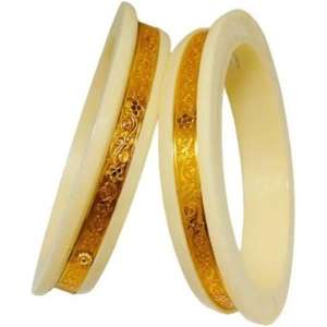 Bracelet en résine verte artisanale d'excellente qualité avec une surface lisse et magnifique, design rond classique, bijou idéal pour les filles et les femmes, à porter à la mode - Product Image 4