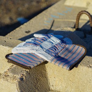 ถุงมือหนังสำหรับทำงานในมือที่ทำจากหนังและฝ่ามือเพื่อความทนทานและการยึดเกาะ - Product Image 3