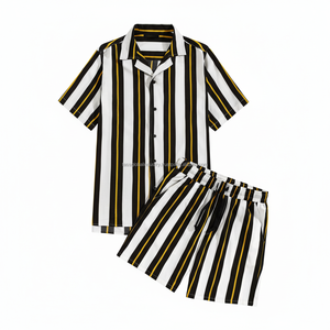 Conjunto de Pantalones Cortos a Rayas Personalizados para Hombre - Rayas Verticales Negras, Blancas y Amarillas, Conjunto de Verano de 2 Piezas - Product Image 1