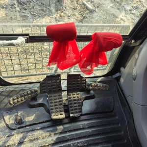 Excavadora de orugas Hitachi ZAXIS 210 usada, equipo de construcción de alto rendimiento - Product Image 3