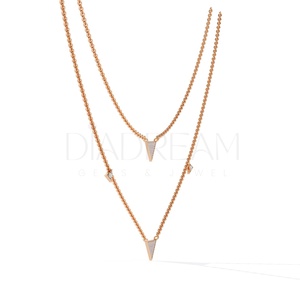 Collier de luxe pour femme en argent 925 avec double triangle et pierre précieuse Moissanite, idéal pour un cadeau de mariage ou d'anniversaire - Product Image 4
