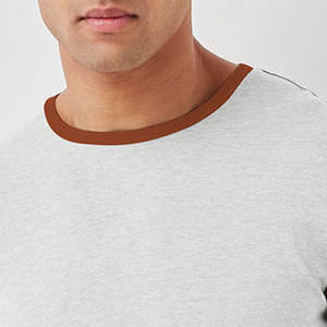 Camiseta de Hombre de Alta Calidad, 100% Algodón Peinado, Personalizable, Cuello Redondo, Manga Corta, Transpirable, con Diseño en Blanco - Product Image 4