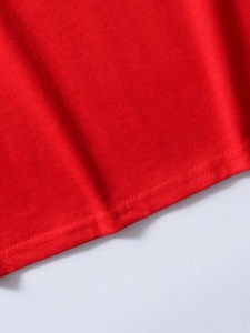 T-shirts personnalisés rouges pour hommes, manches courtes, 100 % coton, col rond, style urbain, écologiques, avec bordure contrastante, séchage rapide, durables - Product Image 5