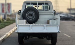 Meilleure Offre - Pick-up Diesel 2.8L Simple Cabine, Boîte Manuelle, 4x4 Tout-Terrain, Camion Utilitaire, Modèle 2025, Véhicule de Travail Robuste - Product Image 4