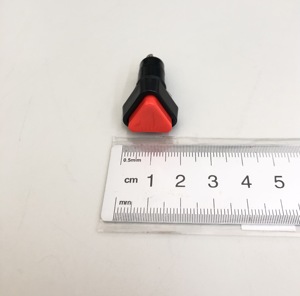 PSL11 Triangle Red Switch Self-hold Mantenido Marca OEM Hecho en Taiwán para Scooters de movilidad - Product Image 4