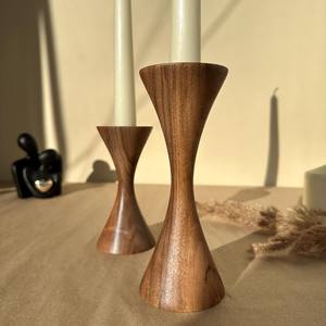 Hermoso candelabro de madera Par de dos escandinavos de mediados de siglo Diseño moderno Regalo de inauguración de la casa - Product Image 5