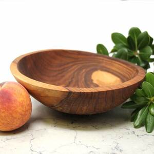 Cuenco decorativo de madera único hecho a mano Rainey, decoración del hogar pulida para espacios de vida modernos, MOQ 50 piezas en stock - Product Image 4