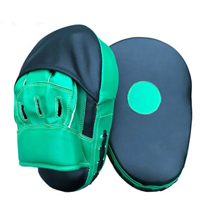 Coussinets d'entraînement de boxe MMA Focus Muay Thai poinçon bouclier coussinet de bras incurvé peau de vache antidérapant coussinets de boxe personnalisés de haute qualité - Product Image 5