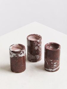Portavelas clásico de mármol para velas de té, perfecto para decoración festiva, añadiendo encanto tradicional durante las temporadas festivas con la familia. - Product Image 5