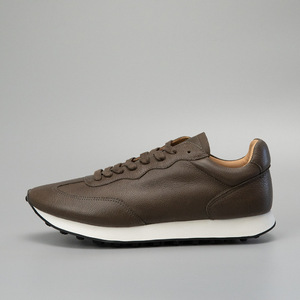 Zapatillas de Baloncesto para Hombre, Zapatillas Deportivas de Caña Alta para Cancha Interior y Exterior, con Amortiguación de Impactos, Suela Antideslizante, Diseño Duradero - Product Image 2