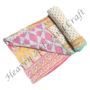 Hermosa Colcha Kantha con Estampado, Cubrecama 100% Algodón de 55x85 cm, Manta India Reversible con Costura a Mano - Product Image 2