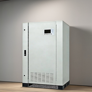 Sistema UPS en rack WS11 monofásico en línea con protección contra rayos y batería de plomo-ácido para equipos médicos - Product Image 1