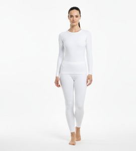 Traje Térmico para Mujer Season Grace Wear, Color Blanco, Manga Larga, Tejido Suave y Transpirable, Diseñado para la Comodidad Invernal - Product Image 5