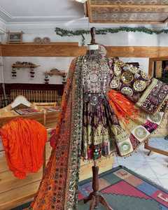 2025 nouvelles robes afghanes tendance pour femmes ensembles de robes respirant multicolore longue longueur tailles personnalisées vêtements de mariage pour adultes - Product Image 2