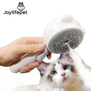 Spazzola autopulente per la toelettatura degli animali domestici con funzione Spray Fine per la toelettatura dei cani realizzata in plastica resistente - Product Image 1