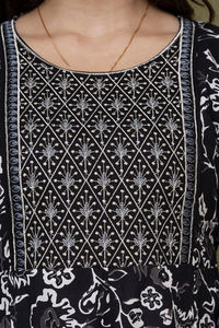 เสื้อคลุมยาวงานปักลวดลายโดรีแบบอินเดีย - Product Image 5