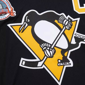 Maillot de hockey sur glace de qualité supérieure fabriqué en usine OEM nom d'équipe personnalisable bas quantité minimale de commande uniforme du meilleur matériau pour le sport - Product Image 3