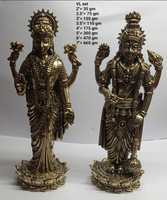 Sculpture artisanale en laiton de style traditionnel représentant le Dieu Vishnu et la déesse Lakshmi par HANDICRAFTS INN