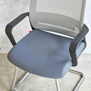 Chaise de bureau ergonomique HOM1089-02 avec dossier en maille réglable en hauteur, base à genouillères, en mousse et tissu, pour chambre à coucher - Product Image 4