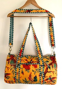 กระเป๋าทรงดัฟเฟิลบล็อกผ้าคอตตอนพิมพ์ลายสีเหลืองสีเขียวทำมือลำลองหรูหราเป็นมิตรกับสิ่งแวดล้อมความจุขนาดใหญ่สำหรับเดินทางยิม/โยคะ - Product Image 3