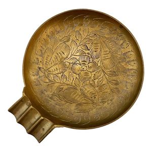 Durable Portable Metal <b>Ashtray</b> For Travel Use Providing Lightweight Compact Size And Convenient Lid Closure - Product Image 5