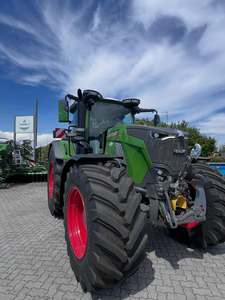 ผู้จัดจำหน่ายขายส่งรถแทรกเตอร์ Fendt 40 แรงม้า ขับเคลื่อน 4 ล้อ รุ่น 1050 Vario รุ่นใหม่ พร้อมเครื่องยนต์และปั๊มเกียร์สำหรับรถแทรกเตอร์การเกษตร - Product Image 5