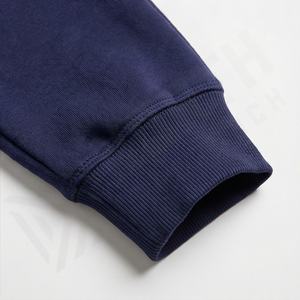 Survêtement pour homme, conçu pour un usage quotidien, comprend une veste zippée intégrale, un pantalon de jogging extensible, un tissu respirant, un style de vie actif, vêtements de sport - Product Image 6