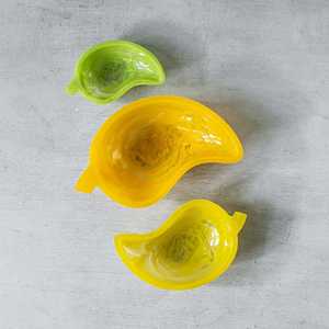 Ensemble de salle à manger en résine coulée à la main de luxe Bols et plateaux artisanaux uniques pour la décoration et les cadeaux de mariage de qualité supérieure - Product Image 3