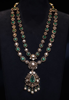 Collier plaqué or de luxe 24 carats de haute qualité fait à la main serti de diamants-parfait pour les occasions spéciales