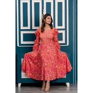 เดรสแม็กซี่พิมพ์ลายดอกไม้สีพีชมีชุดเดรสที่สง่างามสำหรับผู้หญิงคอหวานใจ - Product Image 2