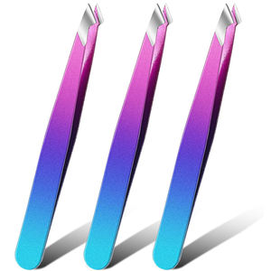 Pince à épiler professionnelle en acier inoxydable de style classique à pointe inclinée pour l'épilation et l'élimination des poils incarnés - Product Image 1