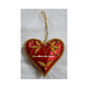 Forme de coeur Zari broderie arbre de noël suspendus ornement tissu matériel avec travail perlé et couleur rouge utilisé pour le décor de Diwali - Product Image 1