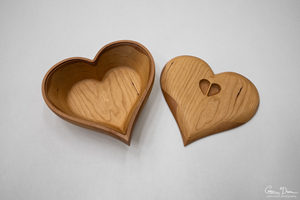 Handpainted Customized Eco-Friendly <b>Wooden</b> Refillable Sindoor <b>Box</b> Hot Selling Gifts & Crafts Boxes Wall Signs Made in India - Product Image 4