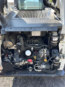 ล้อลื่นไถล bobcatt EPA ได้รับการรับรองลื่นไถล EPA ไฮดรอลิกเต็มรูปแบบที่แนบมาด้วยเครื่องยนต์ดีเซล - Product Image 6