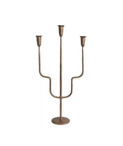 Candélabre en métal doré et blanc à 3 bras pour les événements d'église de mariage de Noël-Bougeoirs personnalisables faits à la main respectueux de l'environnement - Product Image 1