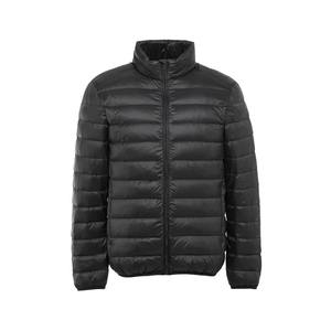 Parka d'hiver épaisse décontractée pour hommes avec capuche Manteau de bombardier oversize pour l'extérieur Veste bouffante de style streetwear - Product Image 4
